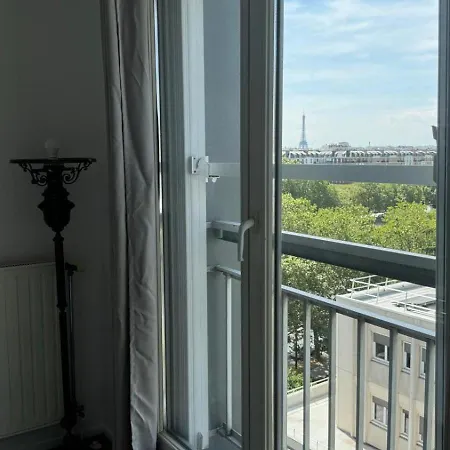 Apparemment Lumineux Vue Tour Eiffel Appartement Paris